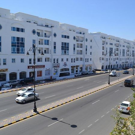 Beach Hotel Muskat Bagian luar foto