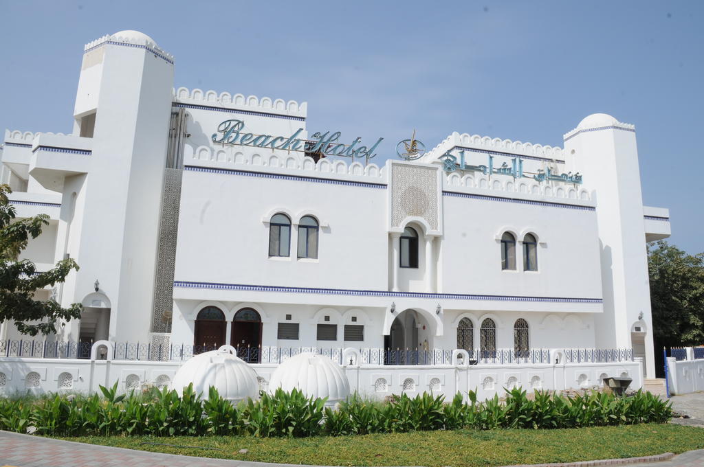 Beach Hotel Muskat Bagian luar foto